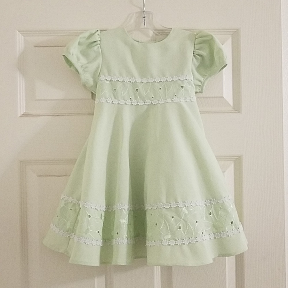 Light green girls dress